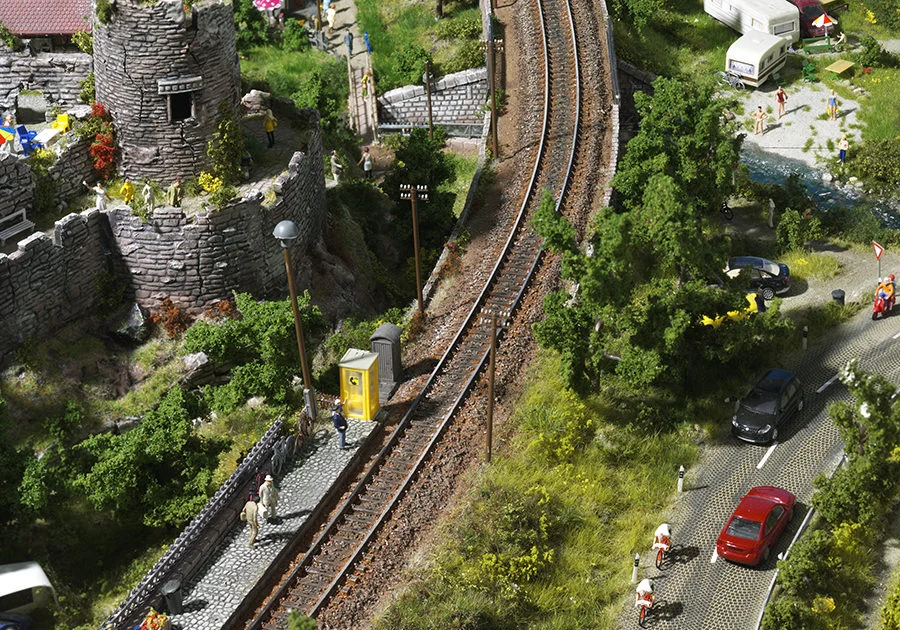 Romantische Burgruine – Modellbahn-Diorama, Ansicht 13