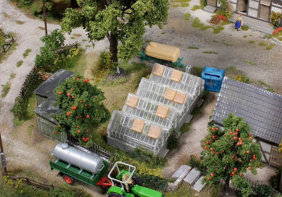 Bauernhaus in wildromantischer Umgebung – Modellbahn-Diorama, Ansicht 15